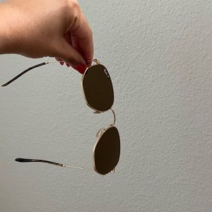 RAY-BAN 001/57 54-21
RB3548N Hexagonal Flat Lenses